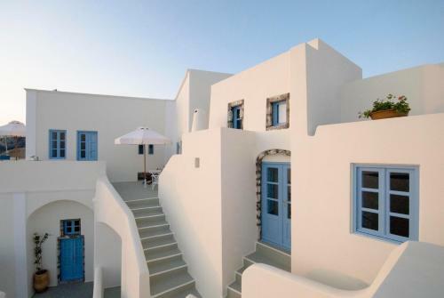 Aparthotel Pantelia Suites