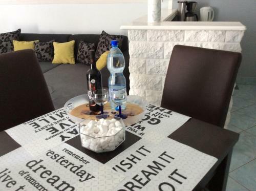 Gy�ngyi Apartman