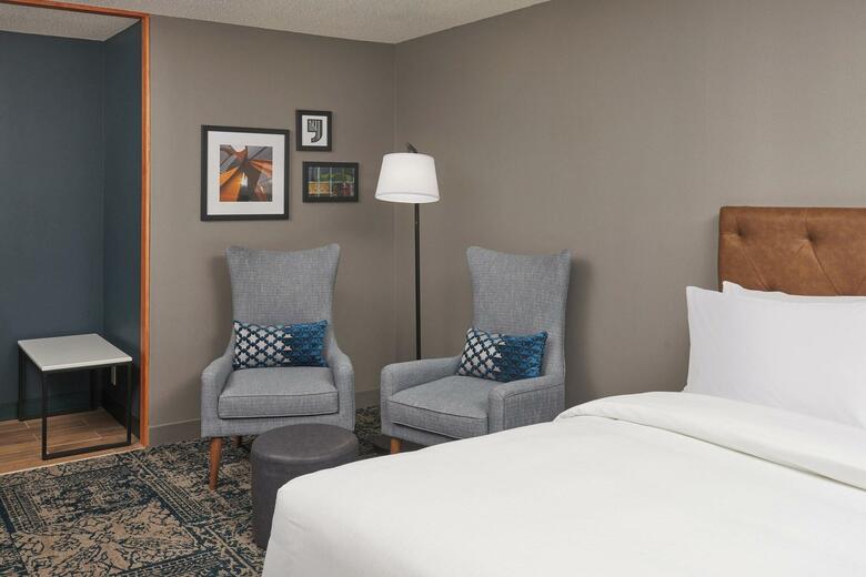 Hotel Comfort Suites