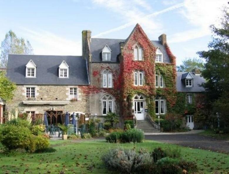 Hotel Manoir De La Roche Torin