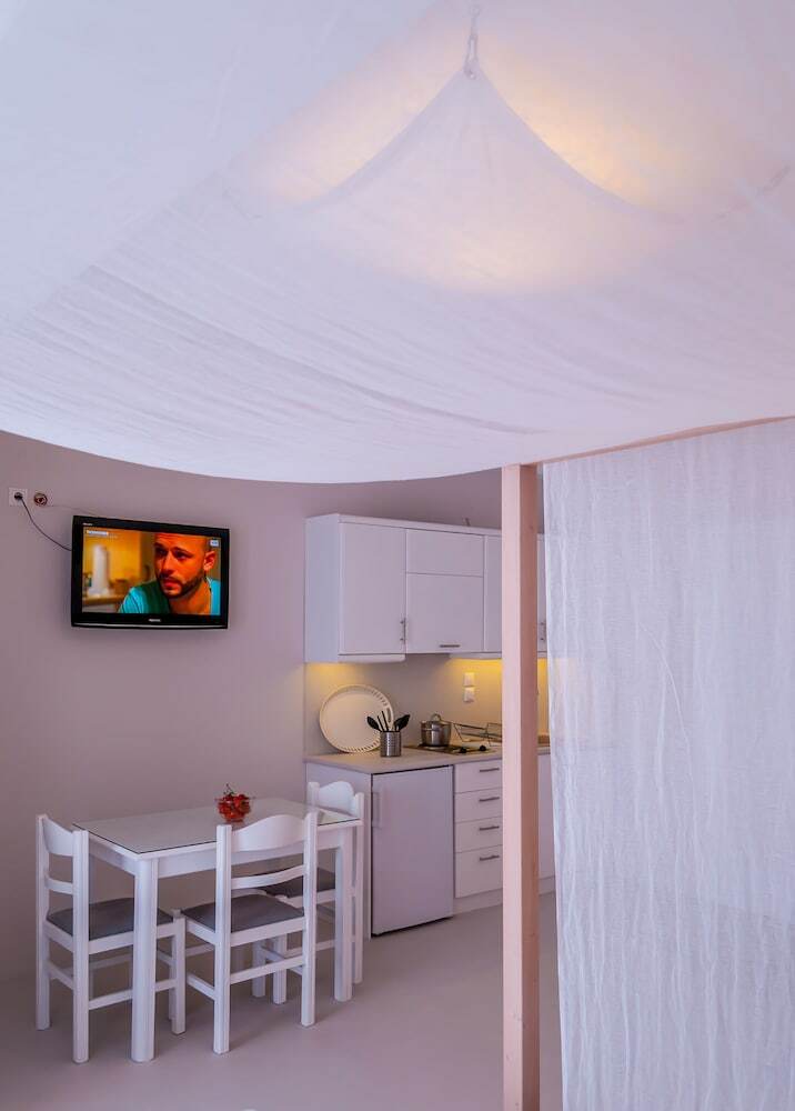 Apartamento Milos Bay Suites
