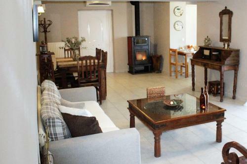 Mirthios Felicity Apartments
