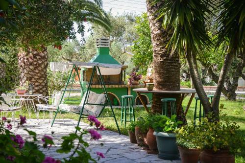 Dionysia's Apartments