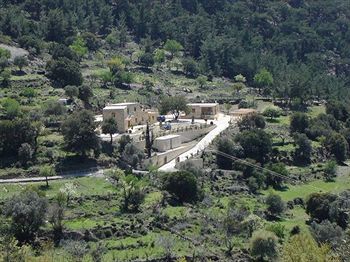 Akros Oreon Green Small Hotel
