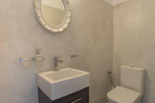 Villas Agia Irini Cove