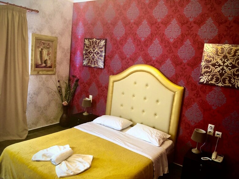 Paradice Hotel Luxury Suites