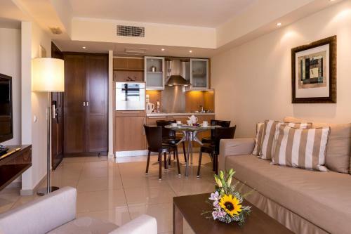 Neptune Hotel-resort, Convention Centre & Spa