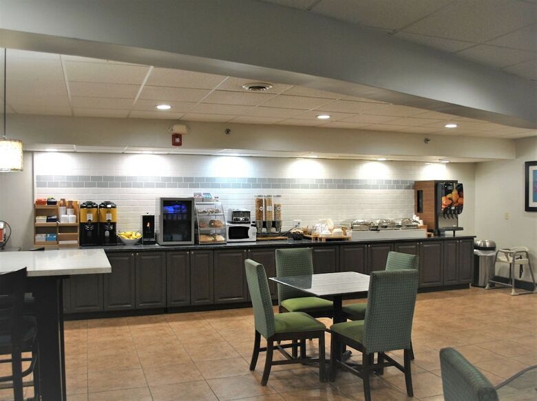 Hotel Holiday Inn Express Owego