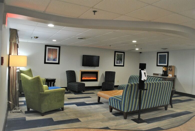 Hotel Holiday Inn Express Owego