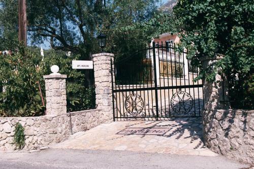 Marilena Studios And Apartments