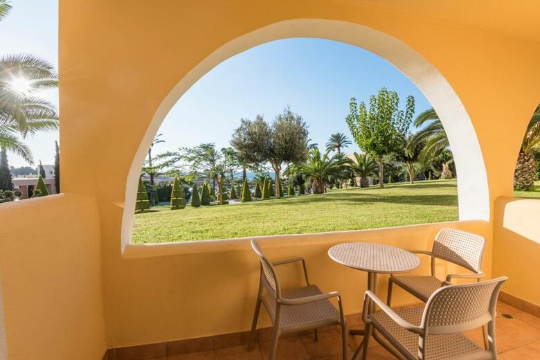 Hotel Horizon Beach Resort
