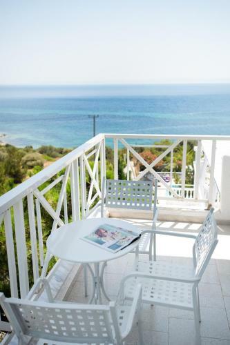 Hotel Bianco Olympico Beach Resort