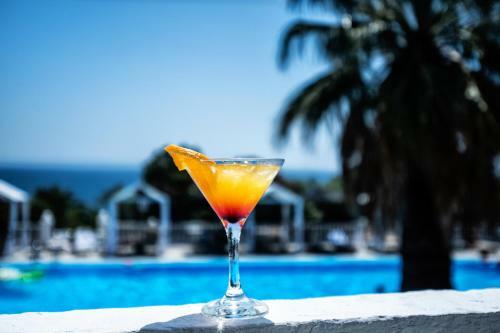 Hotel Bianco Olympico Beach Resort