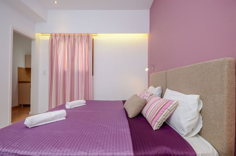 Panormos Hotel And Studios