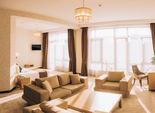 Megapolis Hotel Shymkent