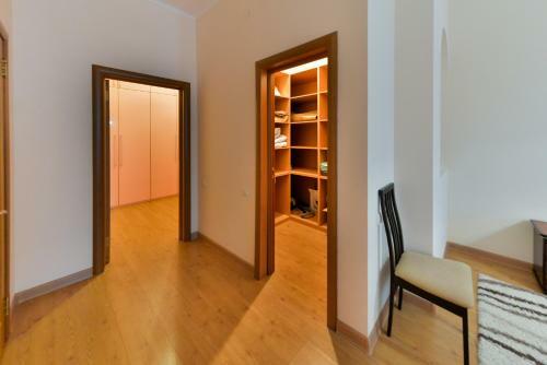 Apartment Na Kunaeva 12