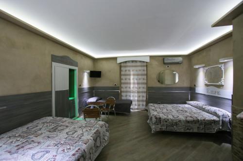 Hotel Iris