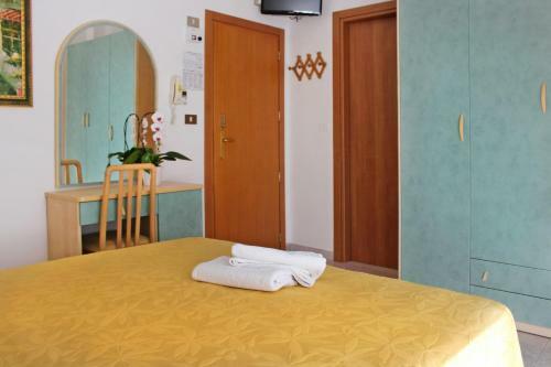 Hotel Flora