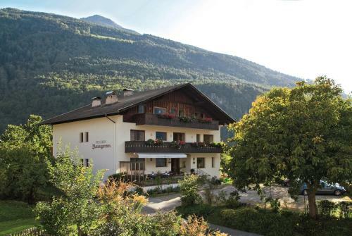 Hostal Pension Baumgarten