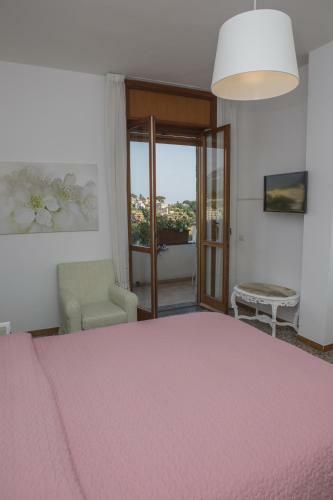 Hostal Casa Mansi B&B