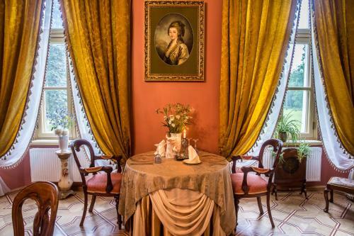 Pakruojis Manor's Palace Boutique Hotel