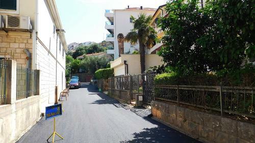 Hostal Guest House Villa Jovana