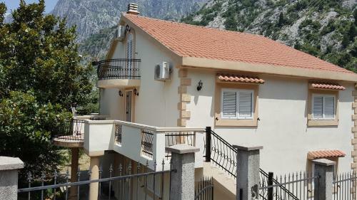 Hostal Guesthouse Katarina