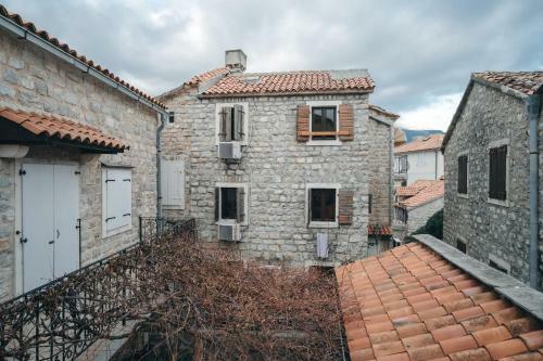 Luxury Montesa Old Town Apartment