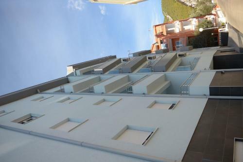 Apartmani Barovi? Be?i?i