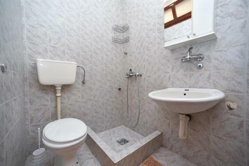 Hostal Mg Apartment