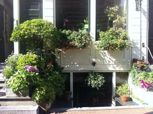 Amsterdam Bed And Breakfast Barangay