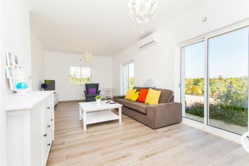 Villa Casa Das �rvores By Algartur