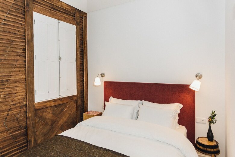 Hostal La Maison Pinheiro Guest House