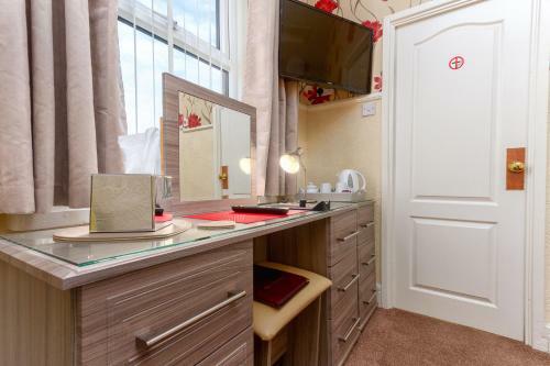 Hostal The Valentine (adult Couples Only)