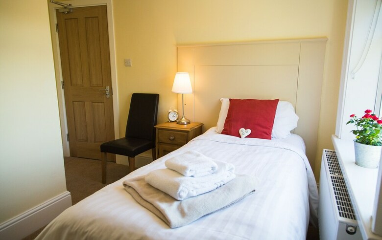 Hostal Fountains Guest House