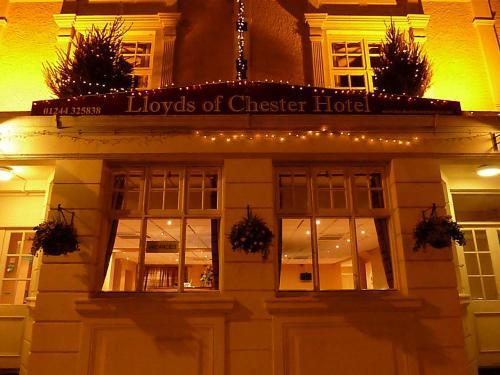 Hostal Lloyds Of Chester