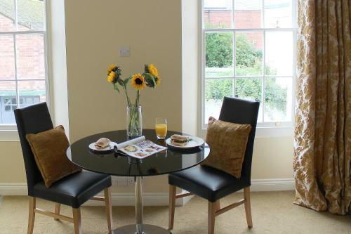 Silversprings City Centre Apartments