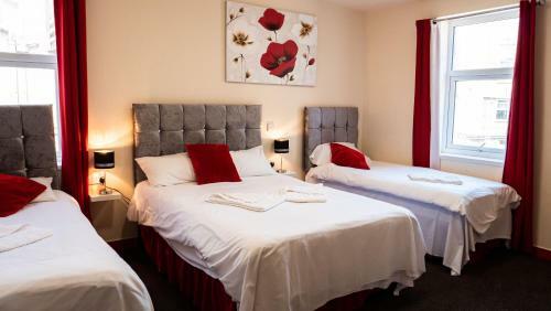 Hotel Just Roomz - By The Beach