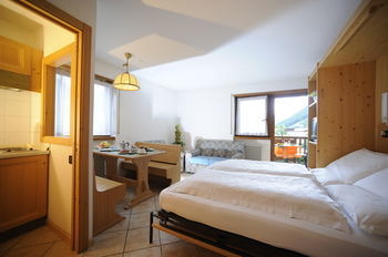 Aparthotel Majestic