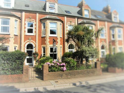 Hostal Lynstead House