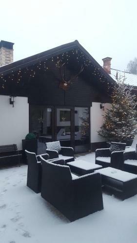 Hostal Pensiunea Ellemar