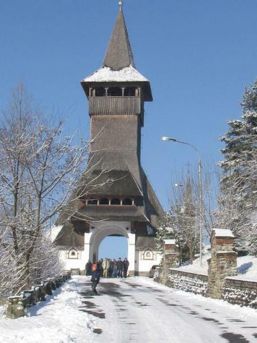 Lodge Vila Livia Borsa