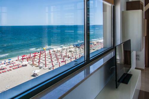 Riviera Residence Apartments