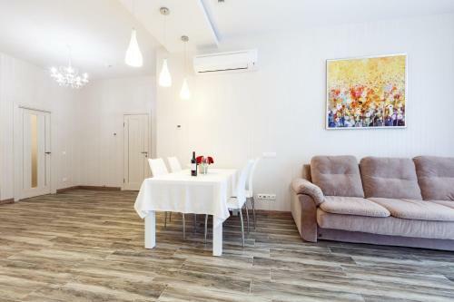 Actor Galaxy Sea View Apartments