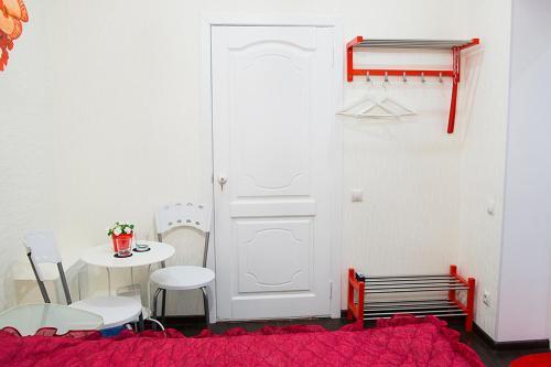 Red Hotel