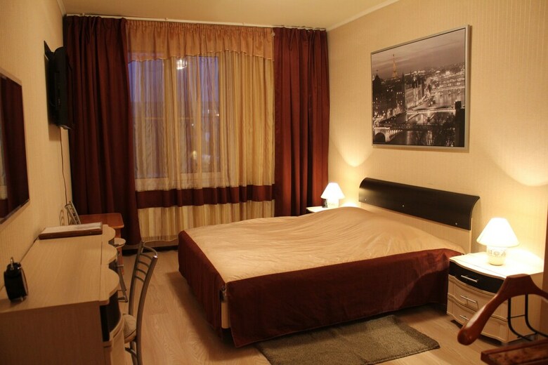 Hostal Zvezdny Hotel