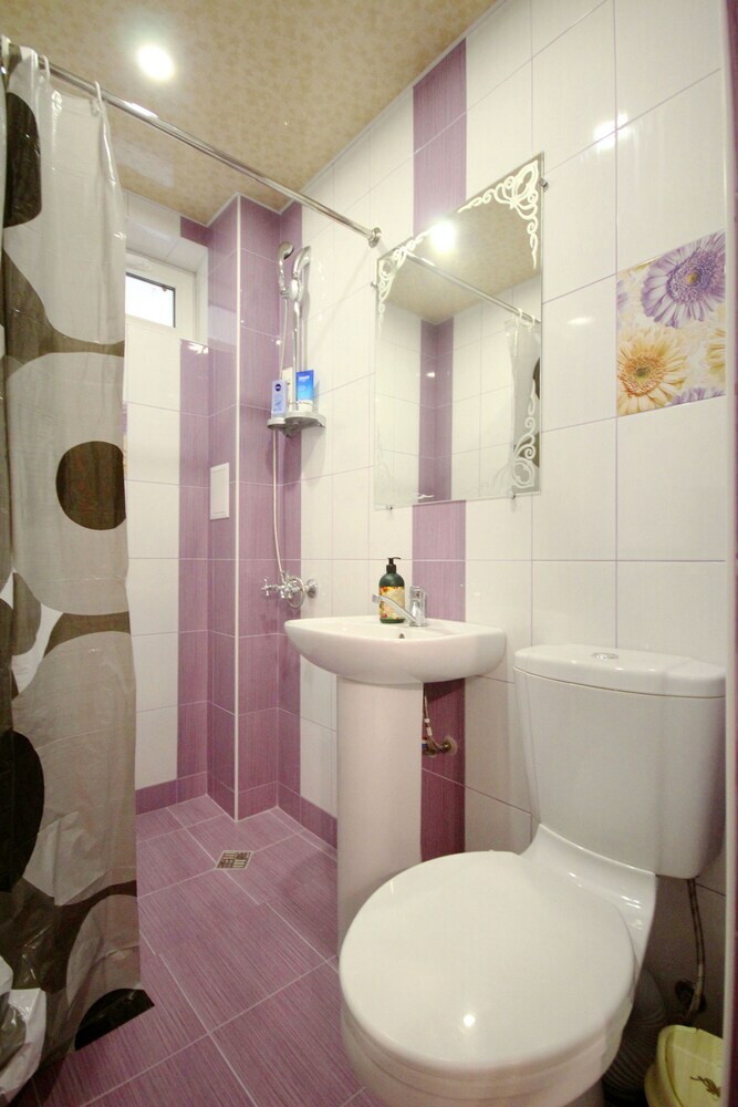 Hostal Saratov Guest House