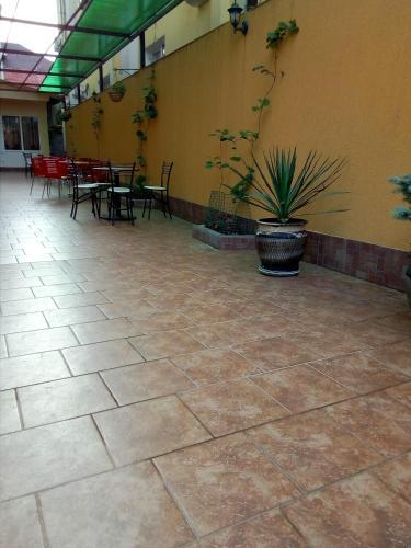 Hostal Albatros Guest House