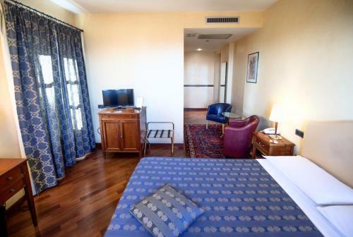 Hotel Castello Rosso