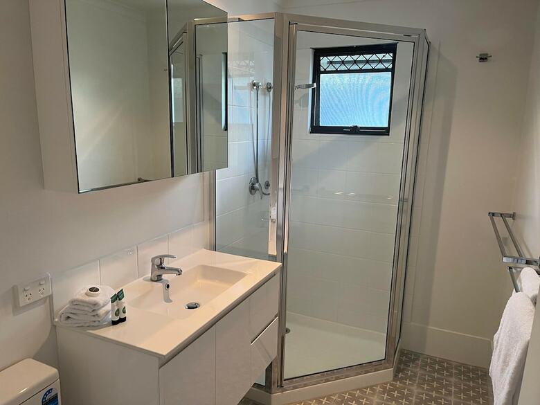 Hotel Australis Noosa Lakes